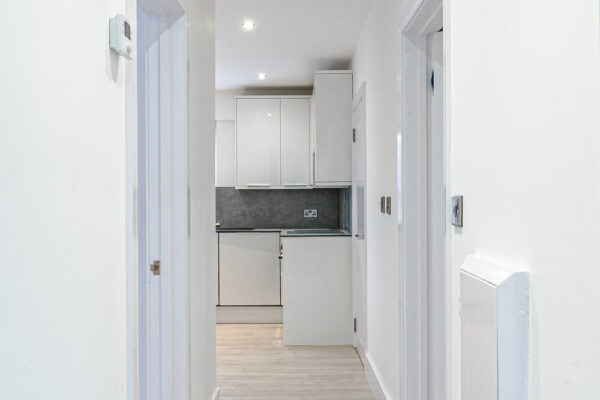 DAM+-+Thorndean+Rd-2