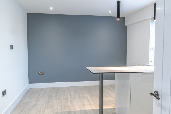 DAM+-+Thorndean+Rd-4